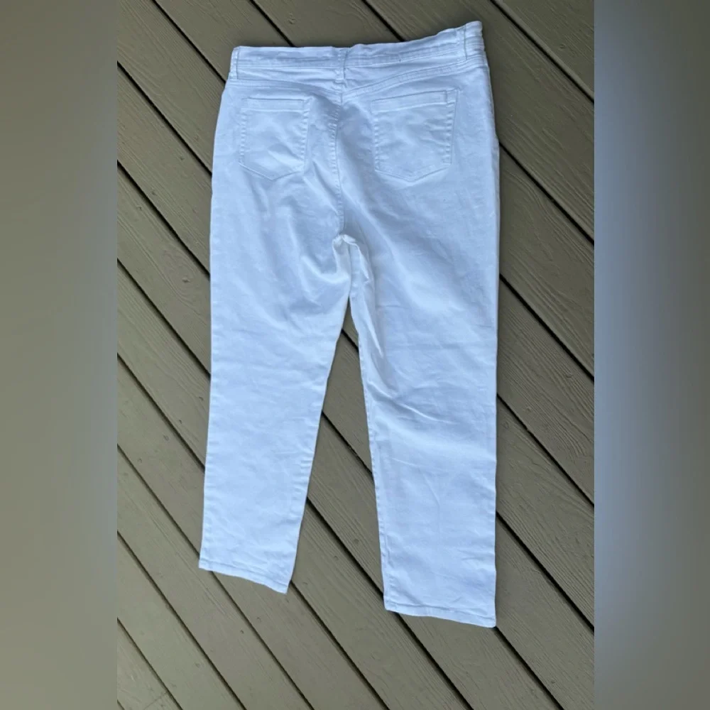 Gloria Vanderbilt (Amanda) White High-Rise Jeans, Size: 18